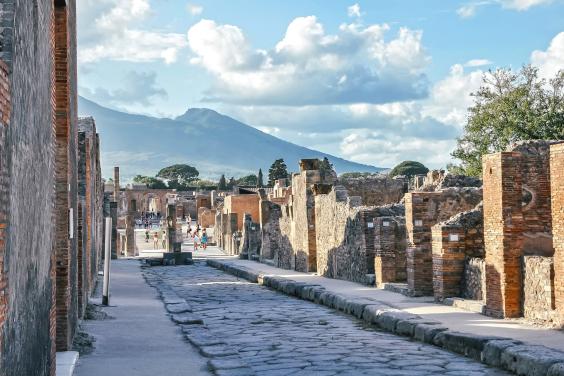 Pompeii with winery-4